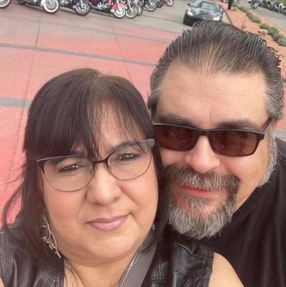 Meet your Posher, Michael and Julie - Picture 1 of 1